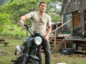 rs_1024x759-140613064427-1024-chris-pratt-jurassic-world-jr-61314-jurassic-world-leaks-can-chris-pratt-command-velociraptors