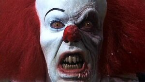 Pennywise-stephen-kings-it-28544980-520-333